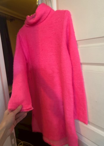 Pembe Kısa Boğazlı Kadın Kazak - Görsel 3