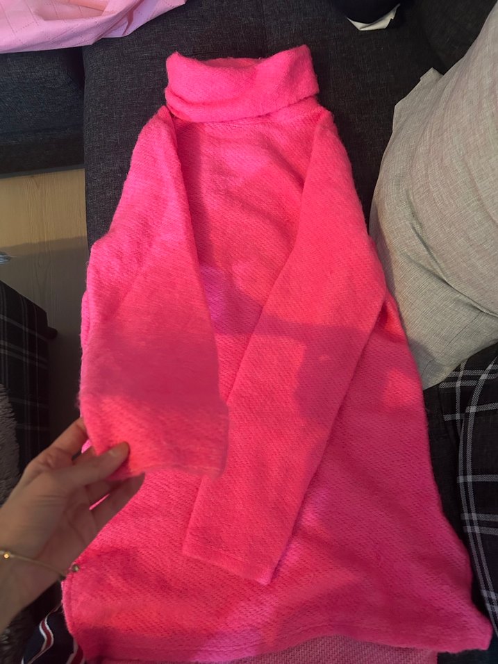 Pembe Kısa Boğazlı Kadın Kazak - Görsel 4