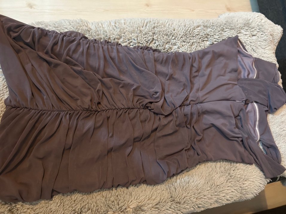 Kadın Büzgülü elbise - Görsel 4