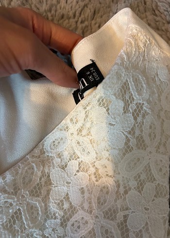 Dantel Detaylı bluz - Görsel 4