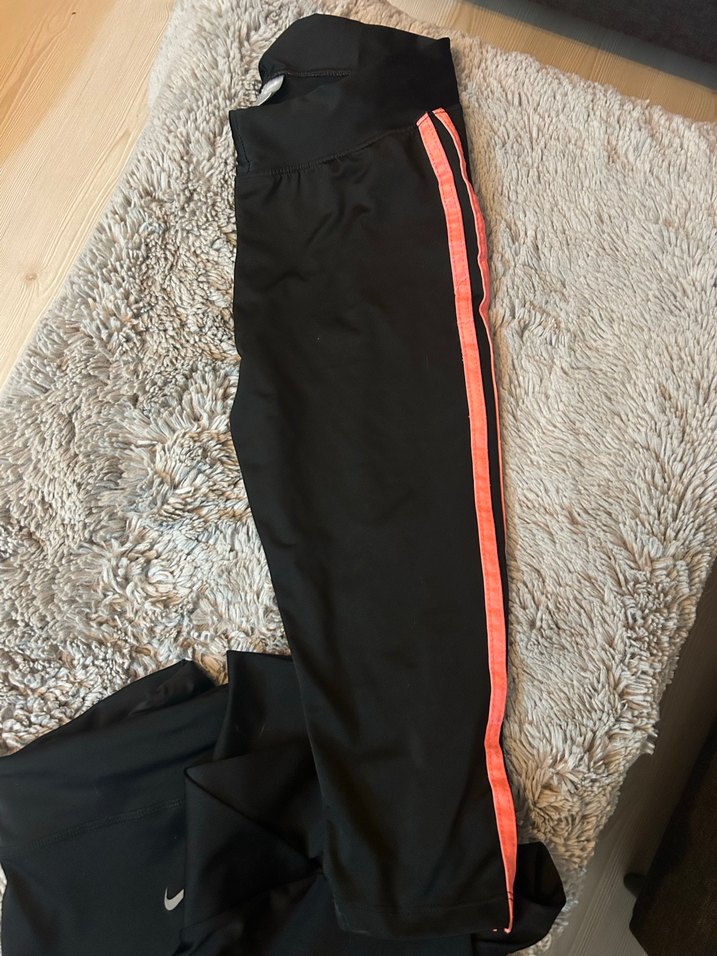 Siyah Elastik Kadın Spor Taytları - Görsel 2