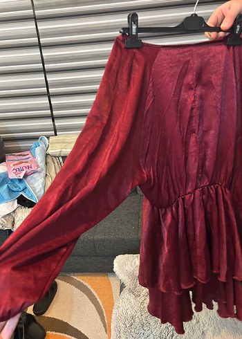 Bordo fırfırlı elbise - Görsel 2