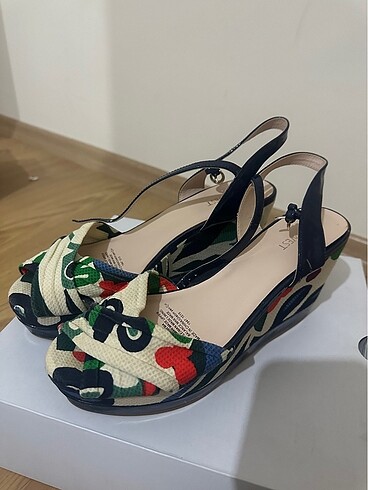Nine West dolgu topuk ayakkabı