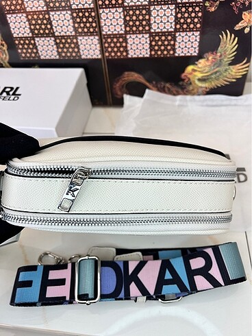 Beden ten rengi Renk KARL LAGERFELD PARİS ORJİNAL KADIN ÇANTASI