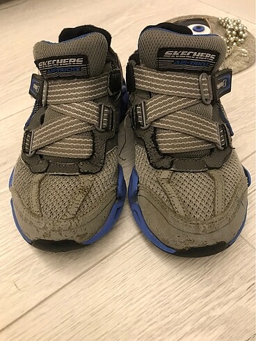 Skechers 29 numara ayakkabı