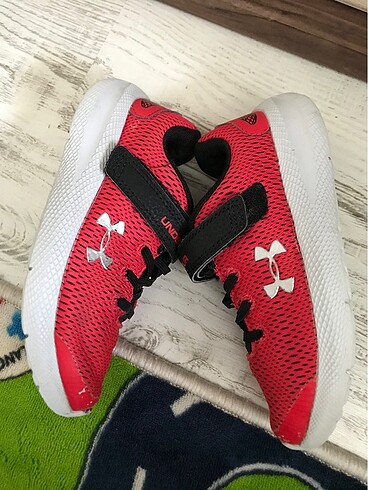Nike Under armour 30 numara