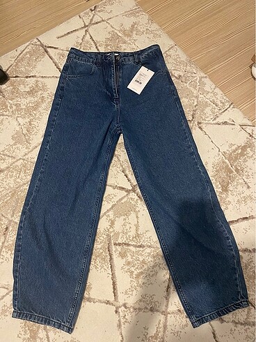 Kadın Jean Pantolon Etiketli