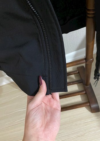 Siyah Yüksek Yakalı Fermuarlı Erkek Ceket - Görsel 5