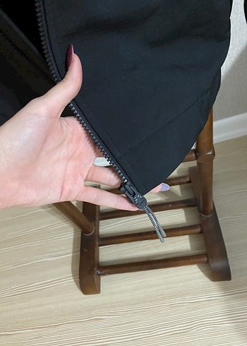 Siyah Yüksek Yakalı Fermuarlı Erkek Ceket - Görsel 3