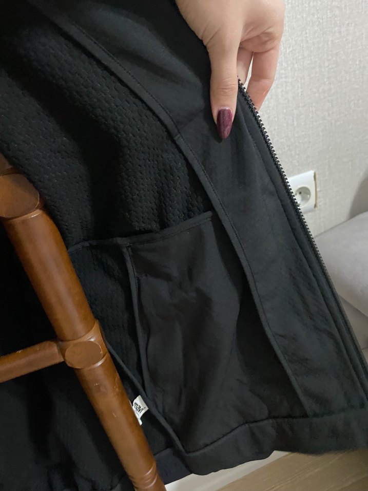 Siyah Yüksek Yakalı Fermuarlı Erkek Ceket - Görsel 2