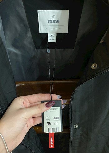 Kadın Siyah Midi Yağmurluk Kemerli - Görsel 7