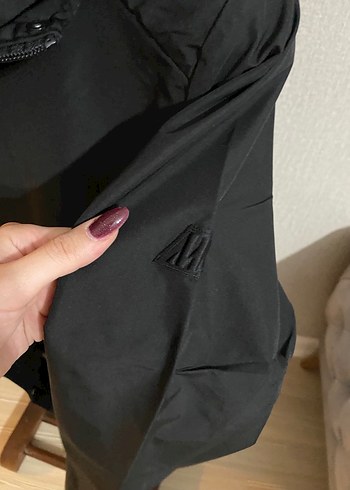 Kadın Siyah Midi Su Geçirmez Kemerli Yağmurluk - Görsel 4