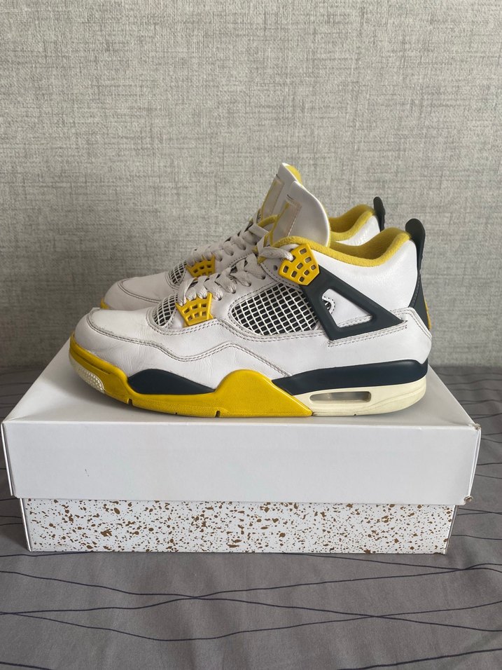 Jordan 4 Vivid Sulfur - Görsel 3