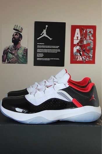 44 Beden Jordan 11 CMFT Low