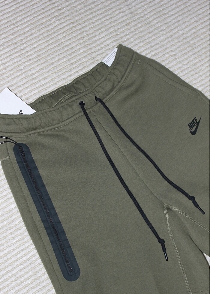 Tech Fleece Short - Görsel 3