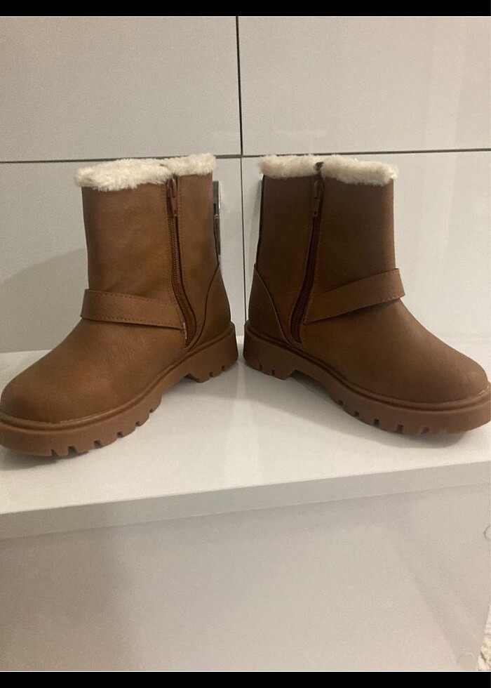 Kız çocuk bot - Görsel 3