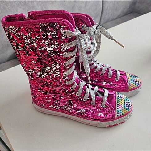35 Beden pembe Renk Abd?den Skechers pembe payetli kız botu