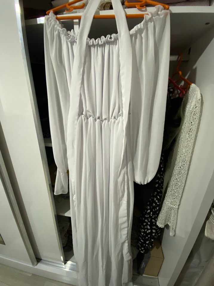 Uzun Beyaz Askılı Hamile Elbisesi - Görsel 3