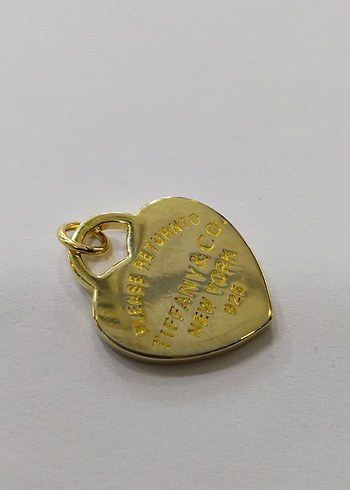 Tiffany & Co. Altın Renkli Zincir Detaylı Kalp Kolye Ucu - Görsel 11