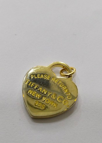 Tiffany & Co. Altın Renkli Zincir Detaylı Kalp Kolye Ucu - Görsel 3