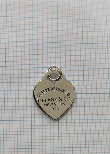Tiffany & Co. Zincir Detaylı Kalp Charm - Görsel 7