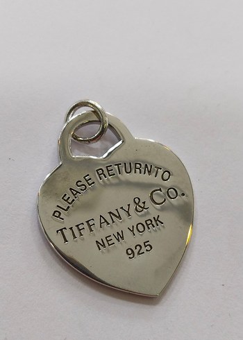 Tiffany & Co. Altın Zincir Detaylı Vintage Kalp Charm - Görsel 8