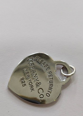 Tiffany & Co. Altın Zincir Detaylı Vintage Kalp Charm - Görsel 5
