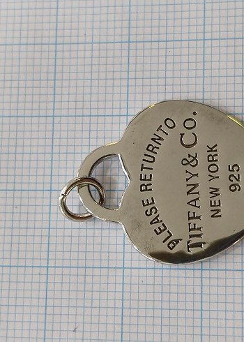 Tiffany & Co. Altın Zincir Detaylı Vintage Kalp Charm - Görsel 3