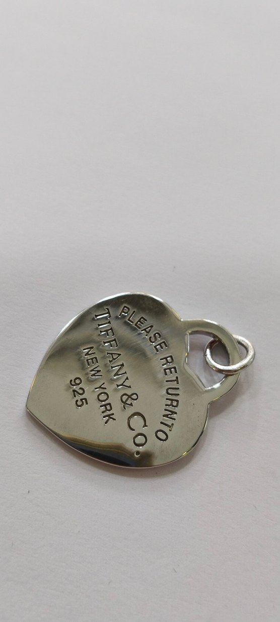 Tiffany & Co. Altın Zincir Detaylı Vintage Kalp Charm - Görsel 5