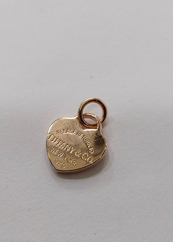 Altın Renkli Zincir Detaylı Kalp Kolye Ucu - Görsel 9