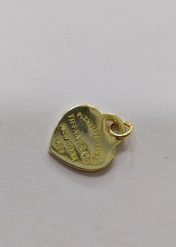 Tiffany&Co Altın Renkli Zincir Detaylı Kalp Kolye Ucu - Görsel 6