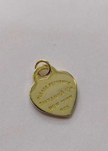 Tiffany&Co Altın Renkli Zincir Detaylı Kalp Kolye Ucu - Görsel 4