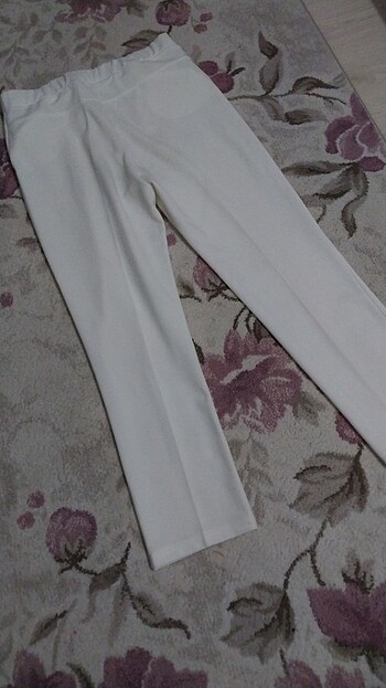 44 Beden beyaz Renk Pantolon 