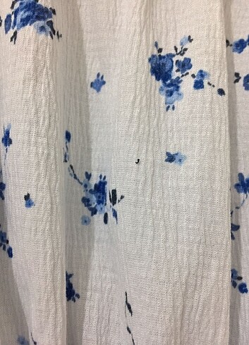 xs Beden H&M LİKRALI ÇİÇEK DESENLİ KISA BLUZ