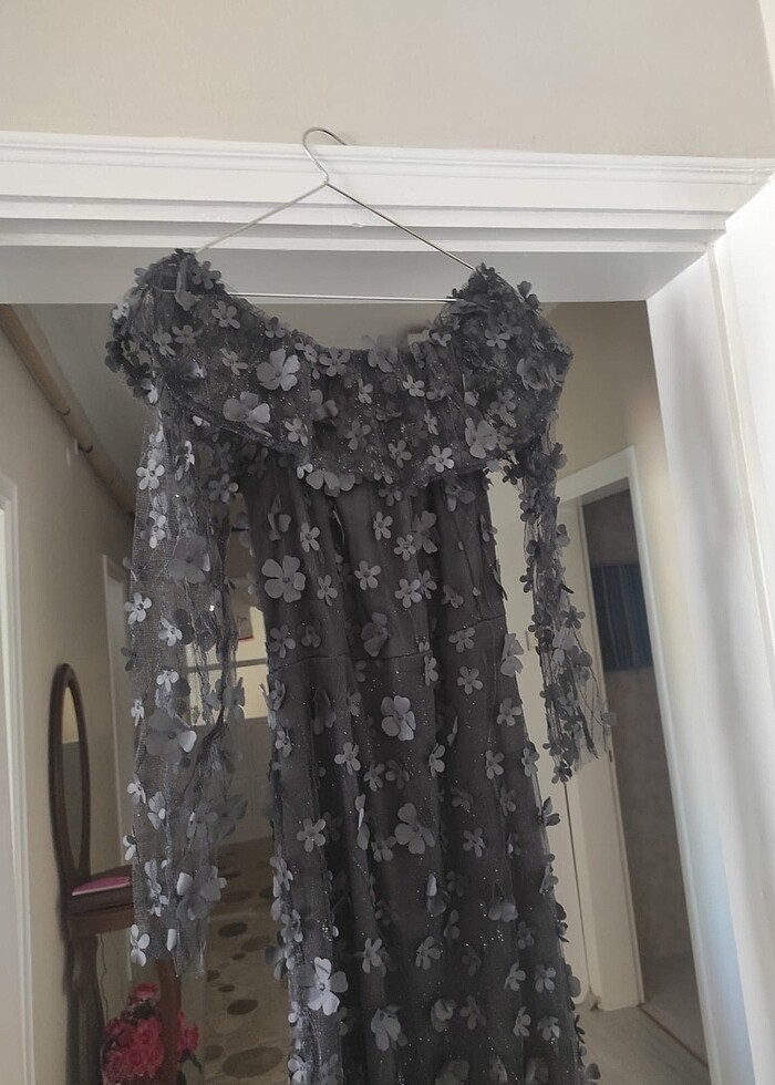 Çiçekli Siyah elbise - Görsel 5
