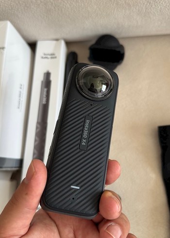 Insta360 X4 Full Ekipman - Görsel 2