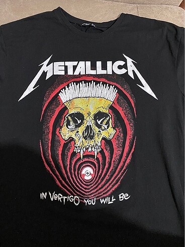 metallica t-shirt