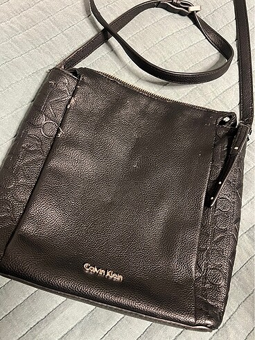 Calvin klein postacı çanta