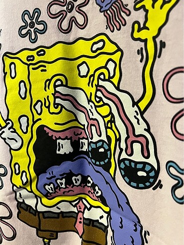 Pull& bear spongebob tişört - Görsel 4