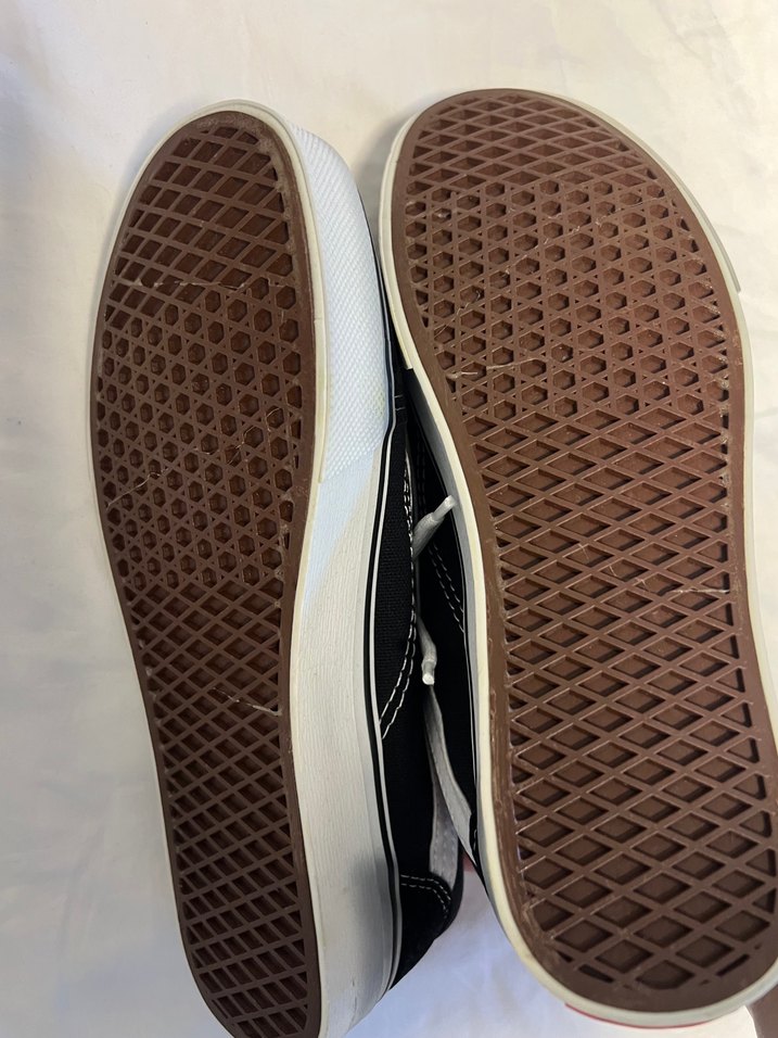 Vans Kadın Siyah Beyaz Bağcıklı Spor Ayakkabı - Görsel 4