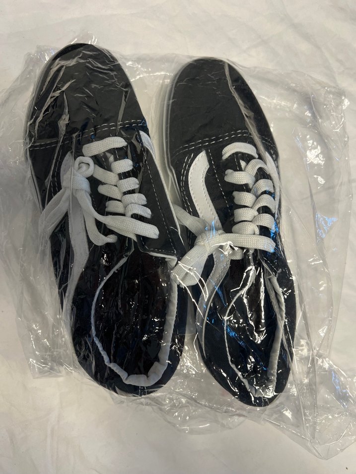 Vans Kadın Siyah Beyaz Bağcıklı Spor Ayakkabı - Görsel 5