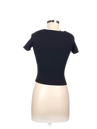 xs Beden Bershka Bluz %70 İndirimli.