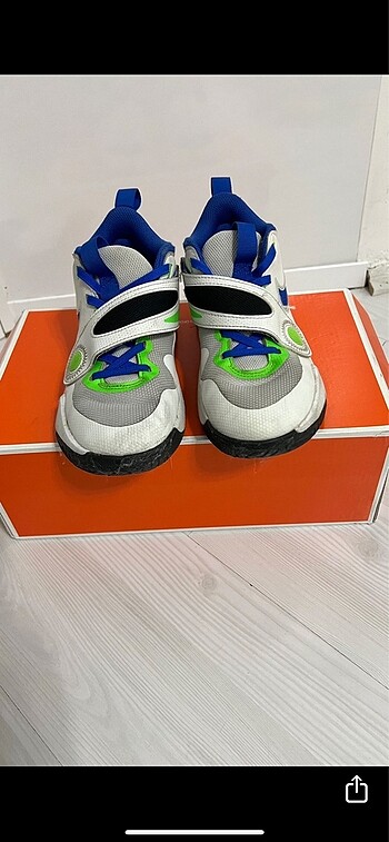 Nike Genç ayakkabı boşuna 2000 verme