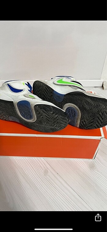 36 Beden mavi Renk Nike Genç ayakkabı boşuna 2000 verme