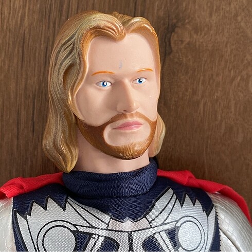 Beden Renk Thor Oyuncak Marvel