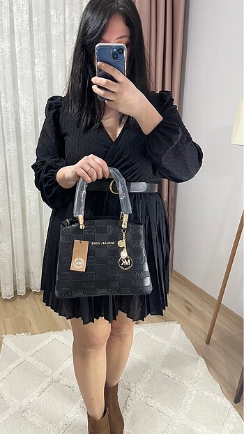 MICHEAL KORS SİYAH KOL ÇANTASI