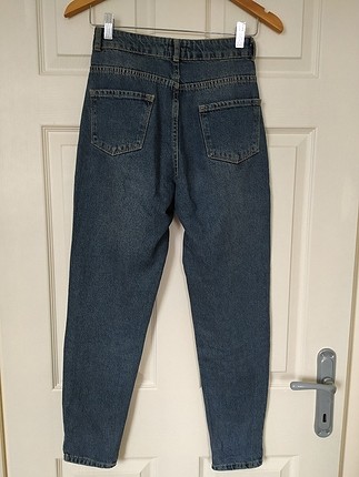 mom jeans