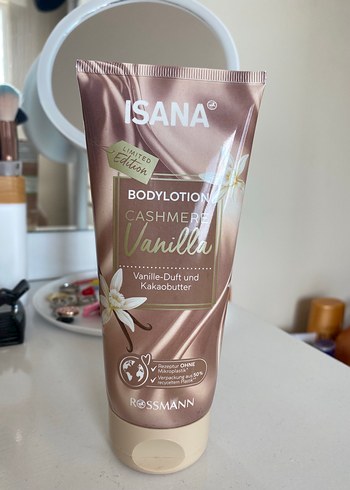 ISANA Cashmere Vanilya Vücut Losyonu 200ml