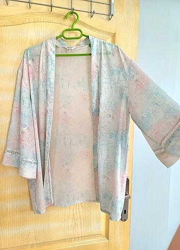 Koton Koton kimono.