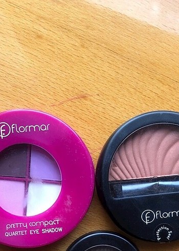 Flormar Makyaj Seti- Allik ve 4lü Göz Fari - Görsel 2